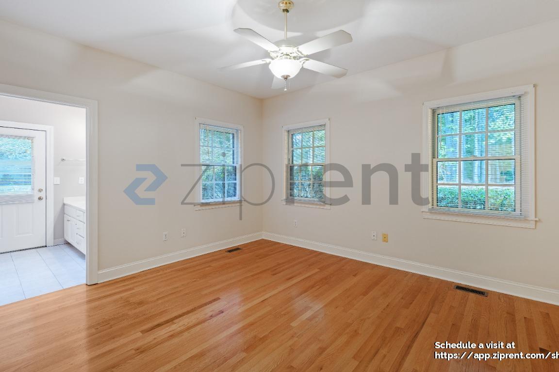 Building Photo - 6 Tiburon Pl