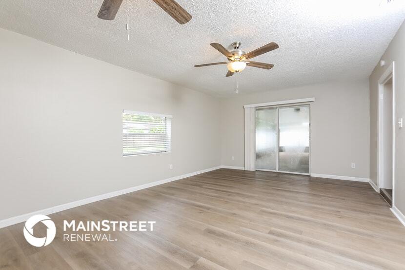Building Photo - 6923 Yucatan Dr