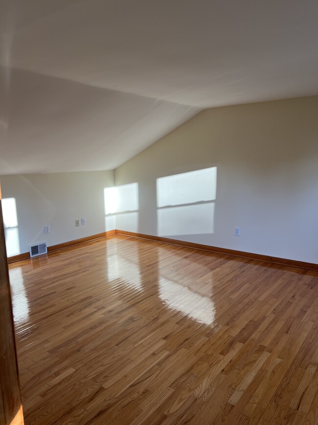 Building Photo - 1080 Chews Landing Rd