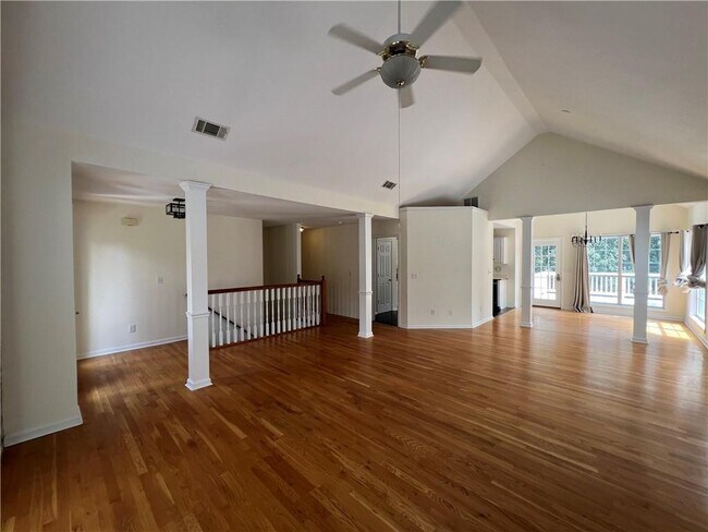 Building Photo - 4715 Deer Crossing Ct