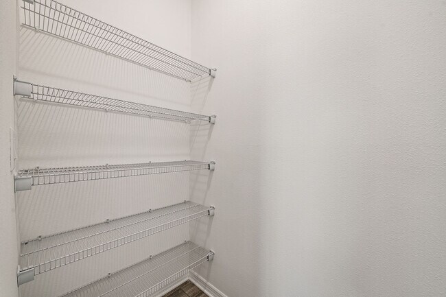 Building Photo - 11817 Moonsail Dr