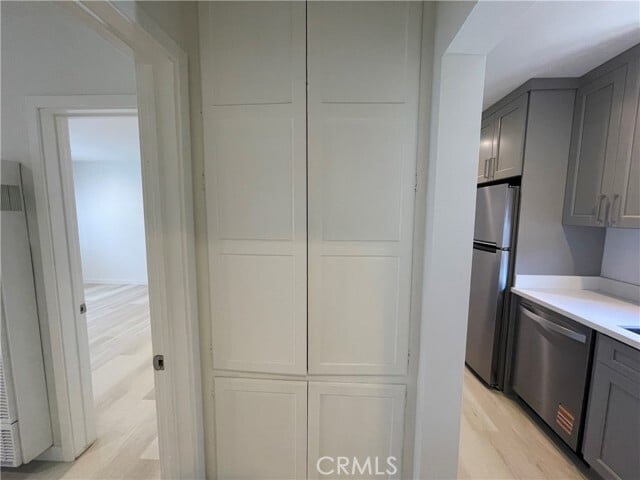 Building Photo - 1152 E 77th St