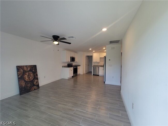 Building Photo - 2156 Edison Ave