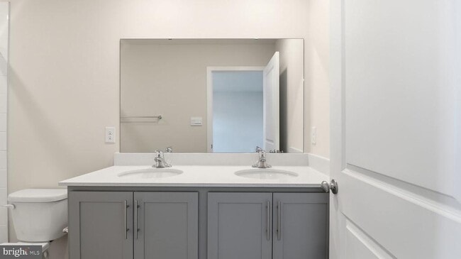 Building Photo - 466 Still Feather Ave