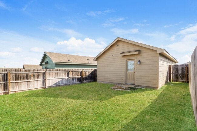 Building Photo - 5445 Verdugos Pl