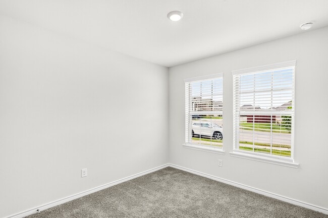 Building Photo - 9808 High Banker Dr