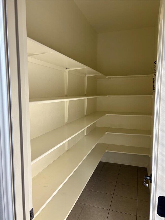 Building Photo - 104 San Matteo St