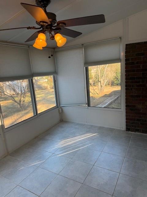 Building Photo - 914 Sherbrooke Dr SE