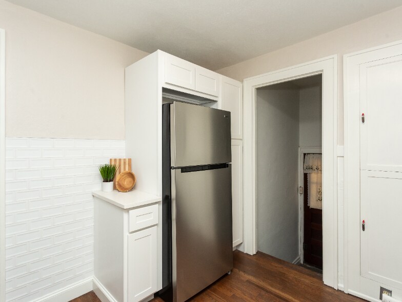 Building Photo - 6109 Adkins Ave