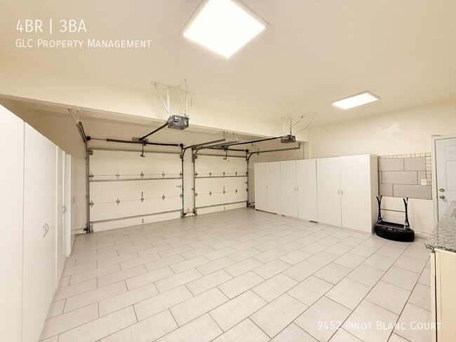 Building Photo - 9452 Pinot Blanc Ct