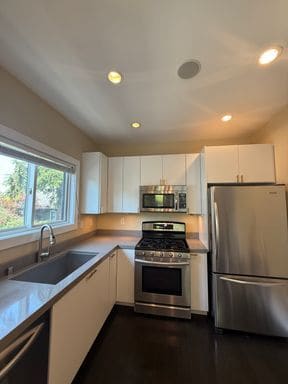 Building Photo - Fabulous Queen Anne Home! Sunday June 14th from 3:00-4:00!