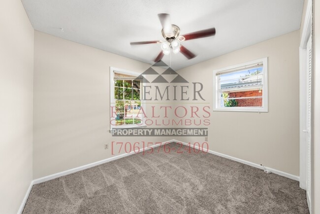 Building Photo - 2220 Gennings Ct