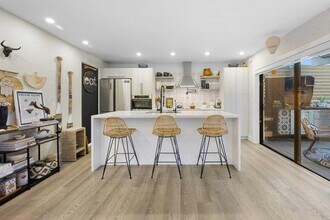 Building Photo - 1605 S US Hwy 1