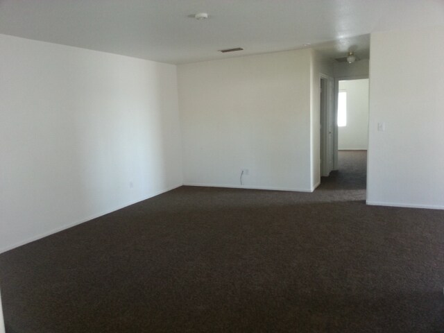 Building Photo - 3410 Tomahawk Dr