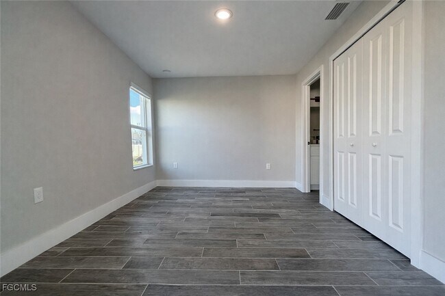 Building Photo - 2321 NW 30th Terrace