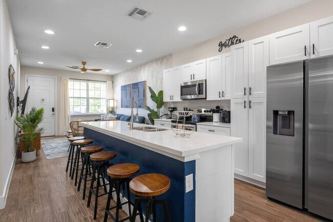 Building Photo - 4456 Summer Flowers Pl