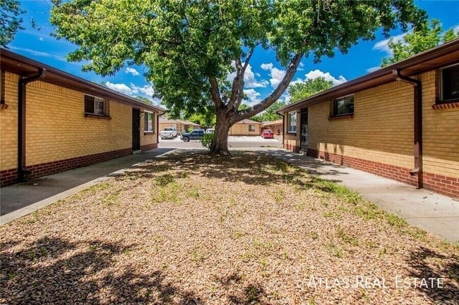 Building Photo - 4574 Everett Ct