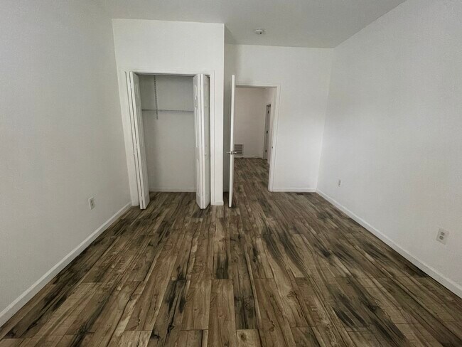 Building Photo - 79 Broad St