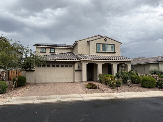 Building Photo - 1322 E Gemini Pl