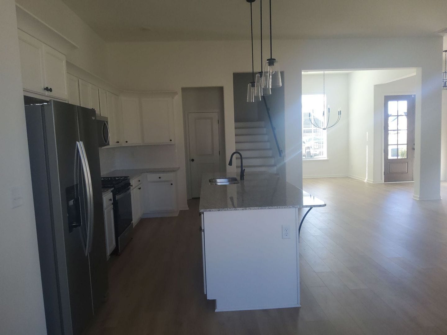 Building Photo - 35 Hillside Dr