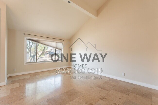 Building Photo - 1325 W Lobo Ave