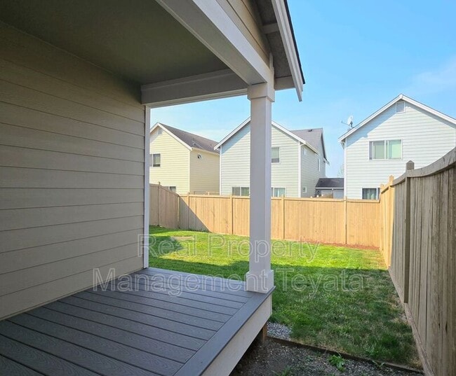Building Photo - 4741 Parker St