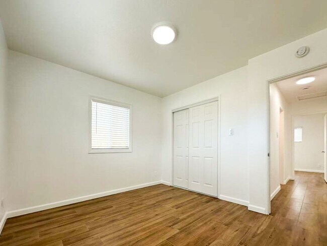 Building Photo - Updated 4BR Home in Lompoc with Spacious Yard — Move-In Ready!