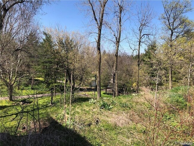 Building Photo - 42 E Spring St