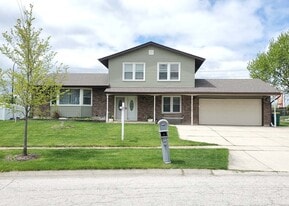 Building Photo - 1595 Oregon Trl