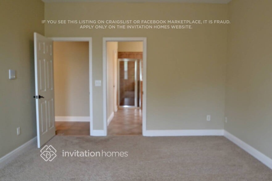 Building Photo - 9532 Highland Ridge Dr