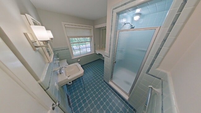 Building Photo - 1137 Audubon Rd