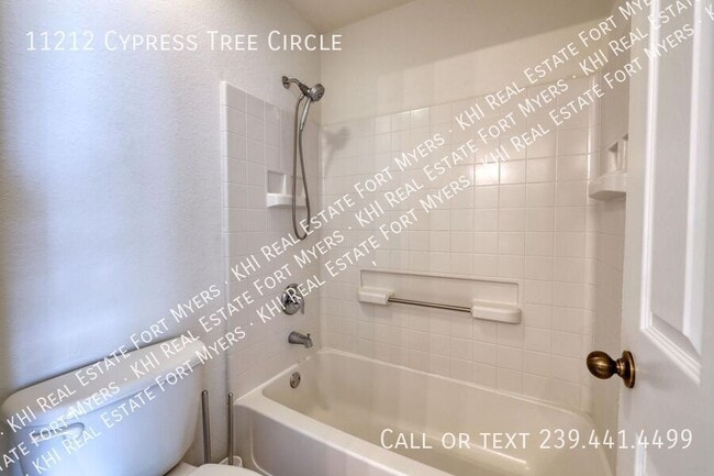 Building Photo - 11212 Cypress Tree Cir