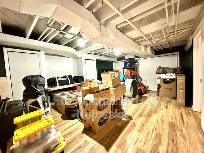 Building Photo - 5011 Miami St