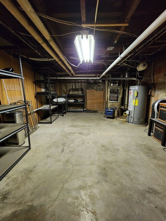 Building Photo - Charming home MOVE IN READY in Wash Park West neighborhood!! Amazing Deal!!!