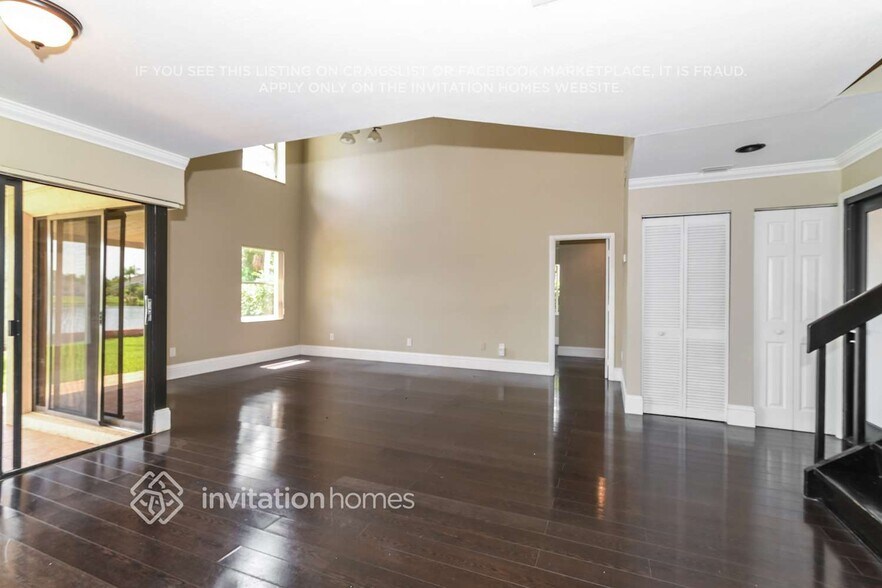 Building Photo - 6731 SW 155th Ave