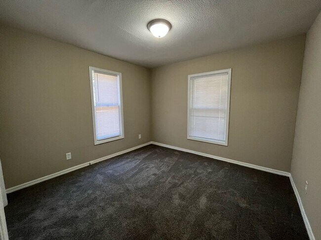Building Photo - Coming soon! Comfort, Convenience, and Charm – All in This 2 Bedroom Home!