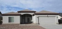 Building Photo - 612 Natasha Pl