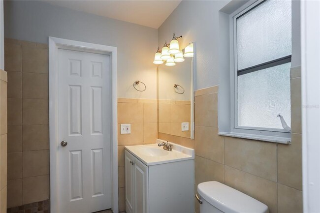 Building Photo - 2145 68th Ave S