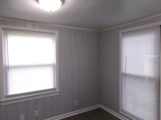 Building Photo - Fully Renovated Home in Havelock