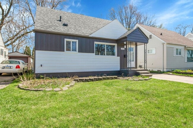 Building Photo - 24364 Bolam Ave