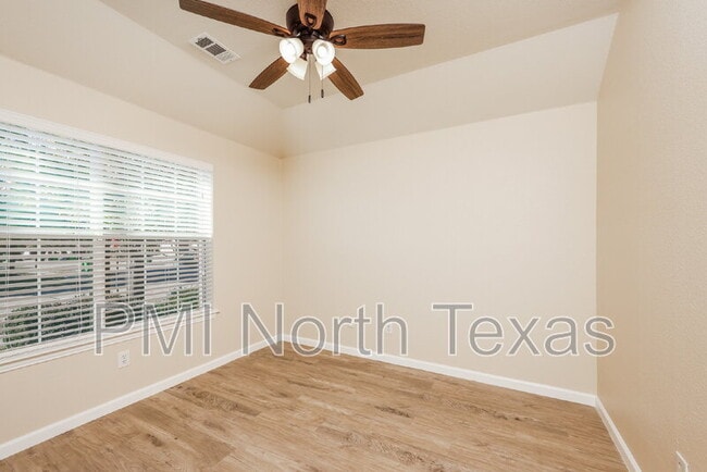 Building Photo - 601 Rising Creek Drive