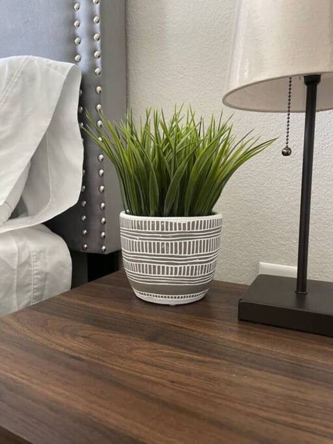 Building Photo - 3500 Clover Rd