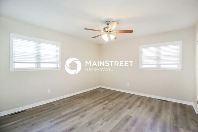 Building Photo - 3 Bedroom Pet-Friendly Home in OKLAHOMA CI...