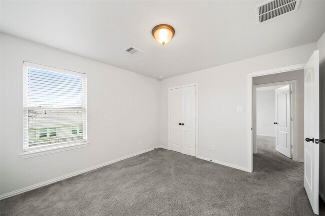 Building Photo - 12823 Ilderton Dr