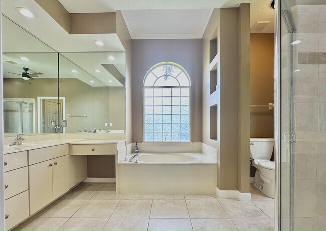 Building Photo - 5399 NW Lamoore Ln