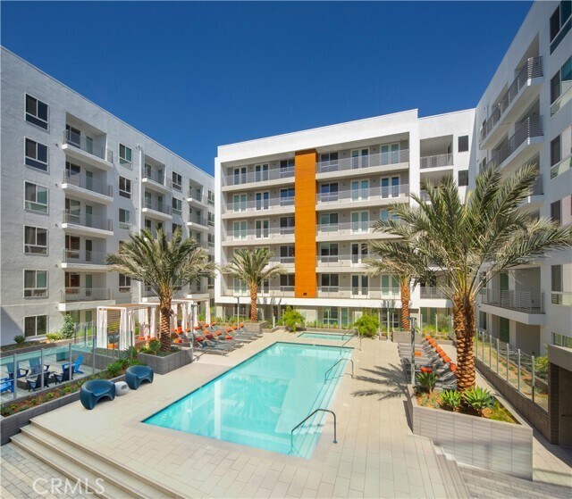 Building Photo - 6263 Topanga Canyon Blvd