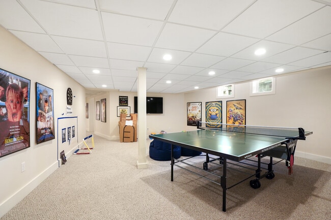 Building Photo - 556 Riversville Rd