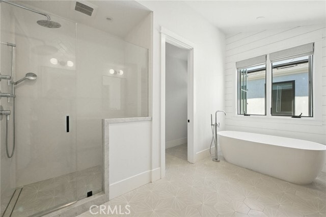 Building Photo - 391 La Perle Pl