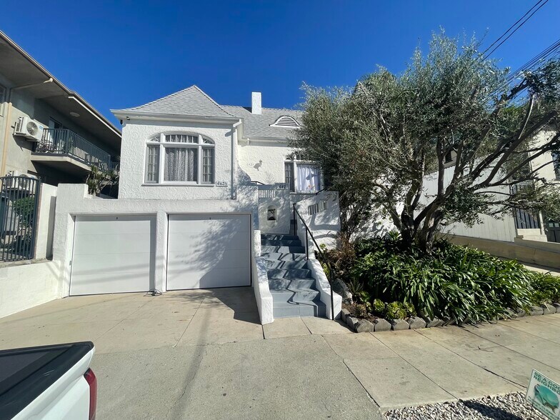 Primary Photo - 642 1/2 Maltman Ave