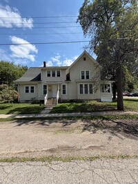 Building Photo - 205 E Shadbolt St